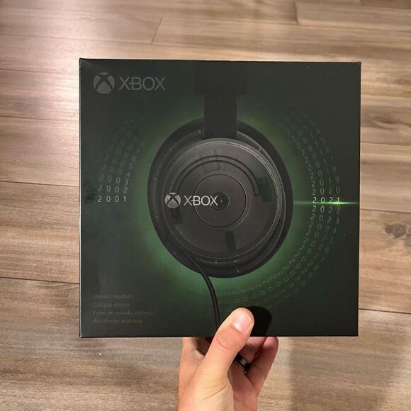 Xbox 20th Black Anniversary Headset‎ - Picture 8 of 10